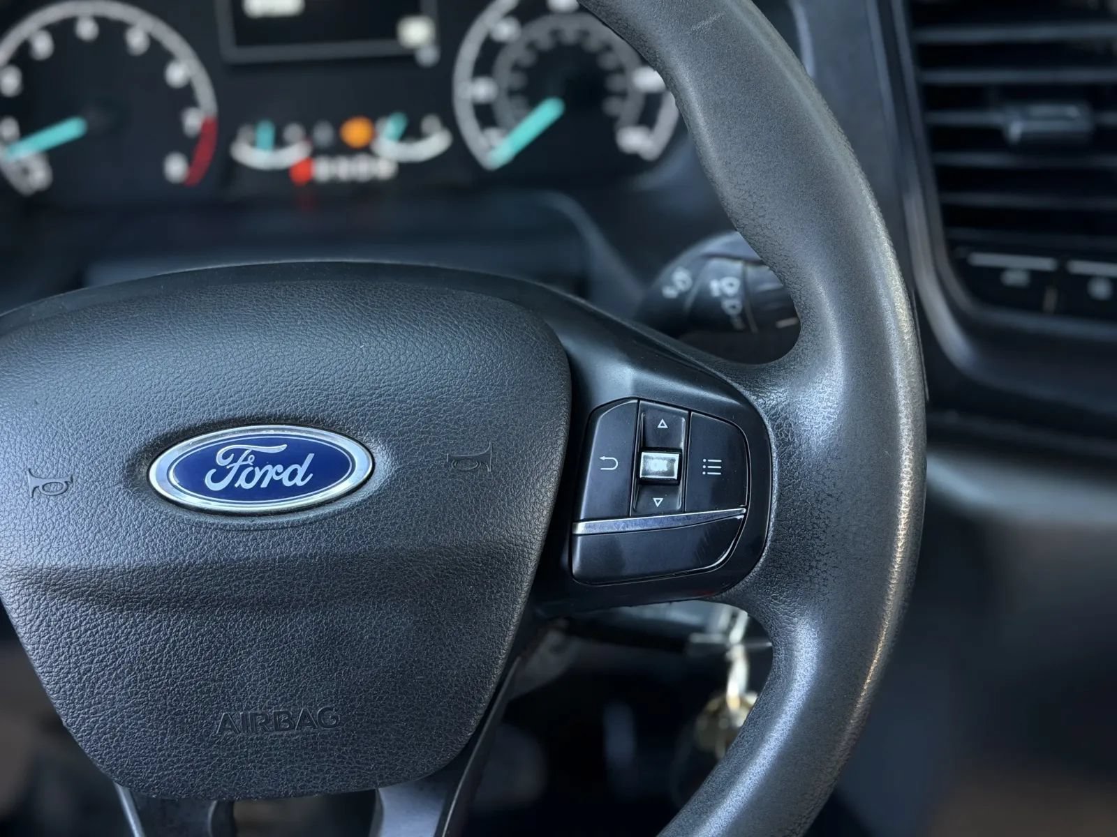 Used 2021 Ford Transit 350 DRW RWD image 19