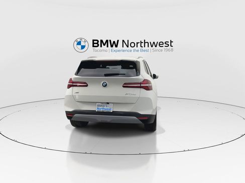 New 2026 BMW X3 xDrive30i w/ Convenience Package AWD/4WD image 2