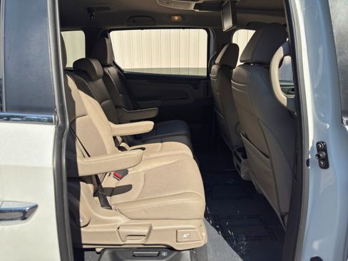 Used 2020 Honda Odyssey Touring image 43