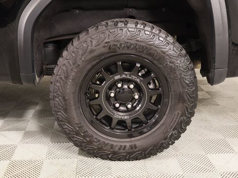 Used 2024 GMC Sierra 1500 AT4X w/ AT4X AEV Edition image 20