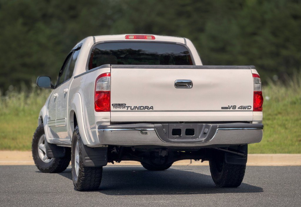 Used 2004 Toyota Tundra SR5 w/ TRD Off-Road Pkg AWD/4WD image 8