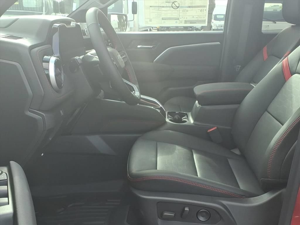 New 2026 Chevrolet Colorado Z71 w/ Technology Package AWD/4WD image 17