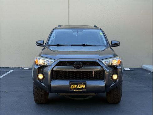 Used 2015 Toyota 4Runner SR5 Premium RWD image 3