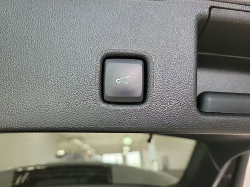 Used 2022 Ford Escape SEL image 21