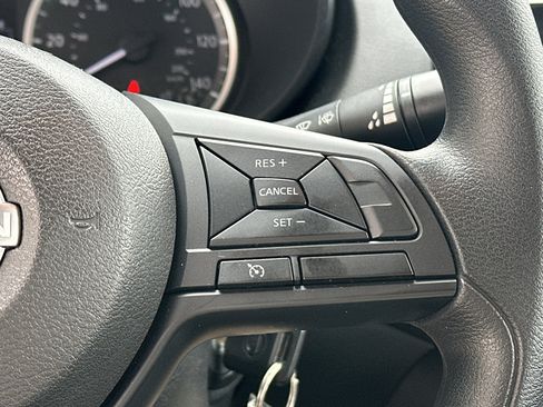 Used 2024 Nissan Versa S FWD image 15