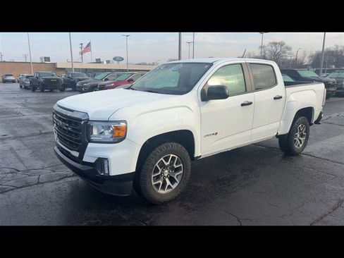 Used 2022 GMC Canyon AT4 w/ Trailering Package image 4