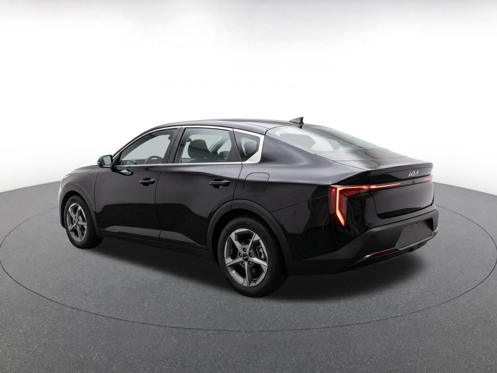 Used 2026 Kia K4 FWD image 6
