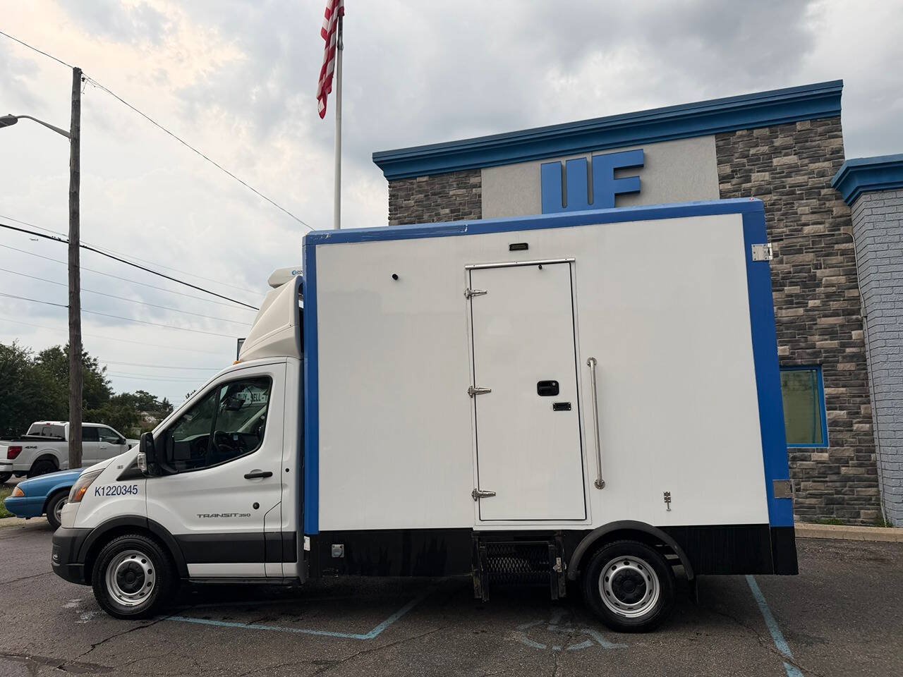 Used 2022 Ford Transit 350 w/ Upfitter Package RWD image 13