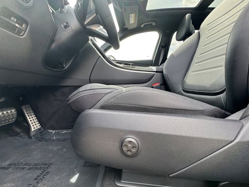 Certified 2026 Mercedes-Benz GLC 300 4MATIC image 14
