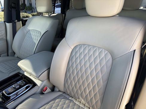 Used 2024 INFINITI QX80 Sensory w/ Cargo Package image 22