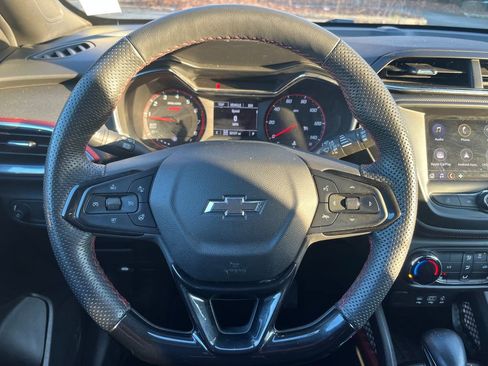 Used 2023 Chevrolet TrailBlazer RS image 22