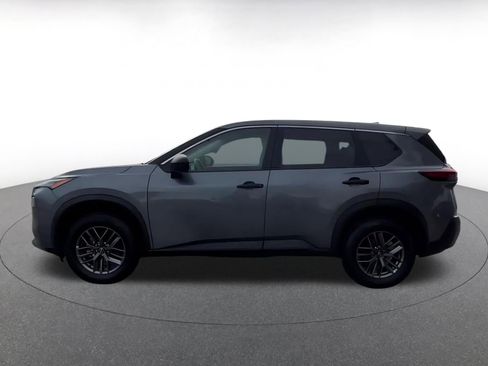 Used 2023 Nissan Rogue S AWD/4WD image 9