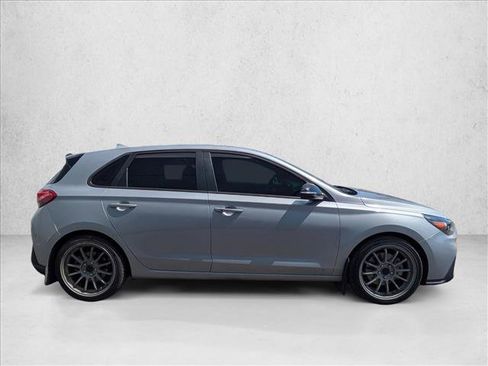 Used 2020 Hyundai Elantra GT N Line FWD image 4