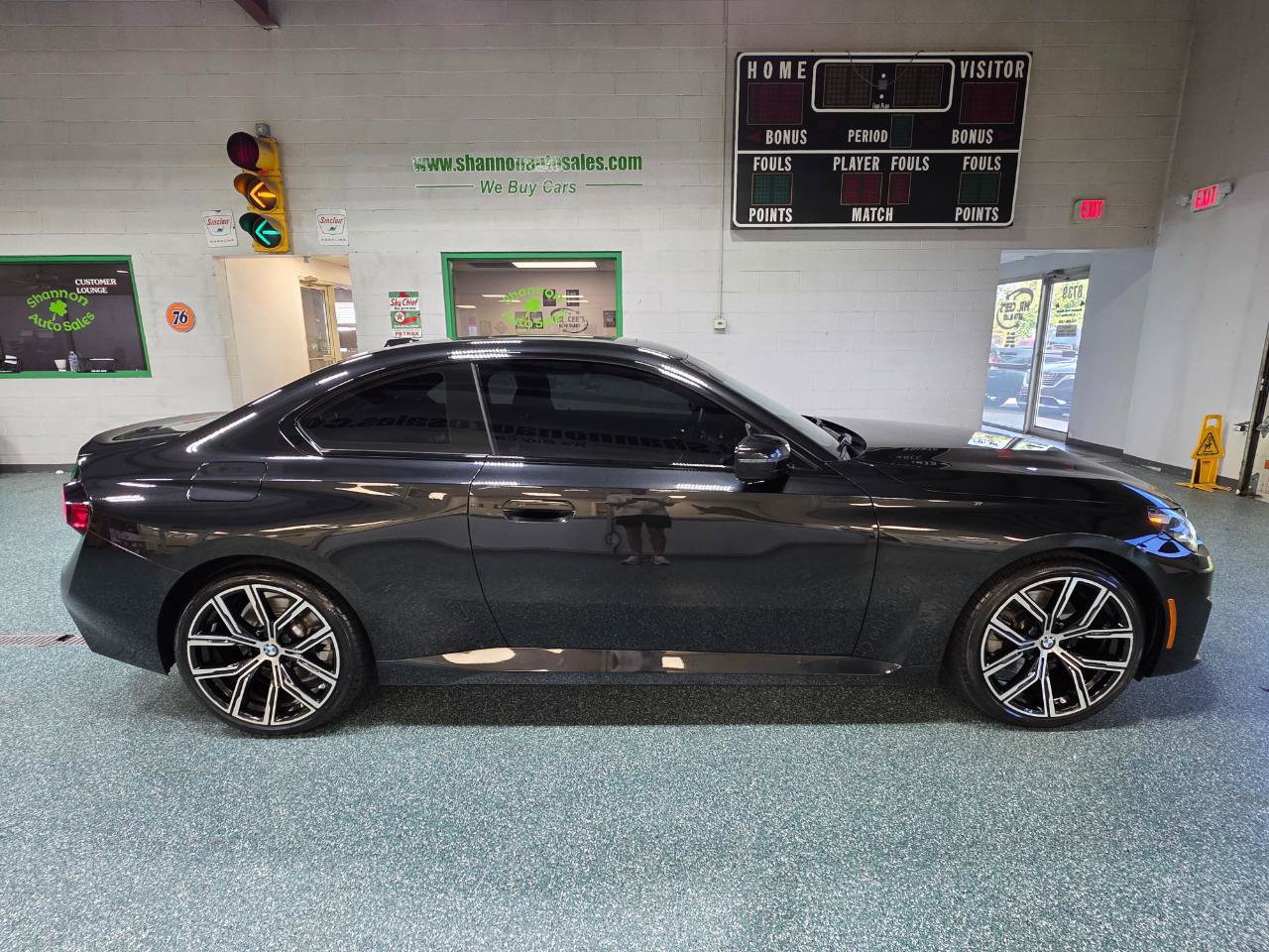 Used 2024 BMW 230i xDrive Coupe w/ Convenience Package AWD/4WD image 5