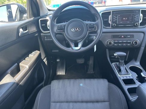 Used 2017 Kia Sportage LX AWD/4WD image 19