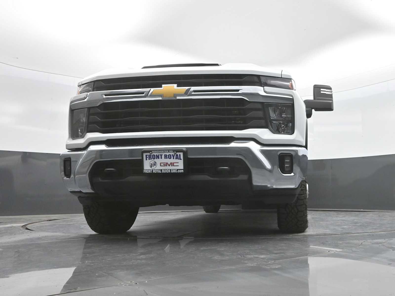 Used 2025 Chevrolet Silverado 2500 LT w/ Convenience Package AWD/4WD image 40