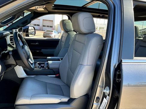 Used 2025 Toyota Tundra Limited image 7