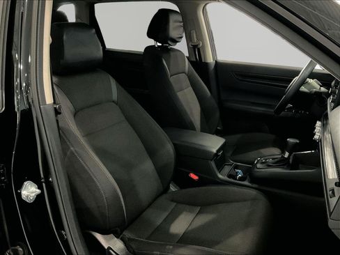 Used 2025 Honda CR-V LX image 28