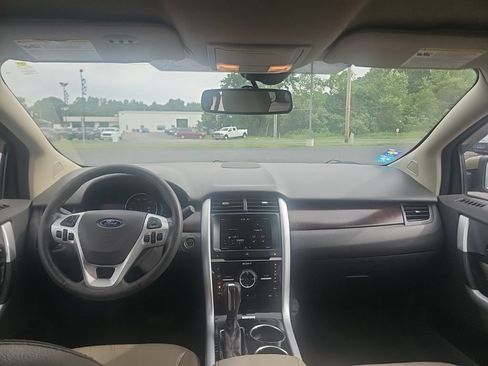Used 2013 Ford Edge Limited AWD/4WD image 10