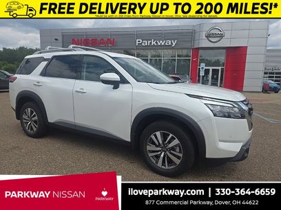 New 2025 Nissan Pathfinder SL w/ Cargo Package