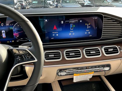 New 2026 Mercedes-Benz GLS 450 GLS 450 image 9