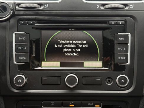 Used 2011 Volkswagen Golf 4-Door image 27