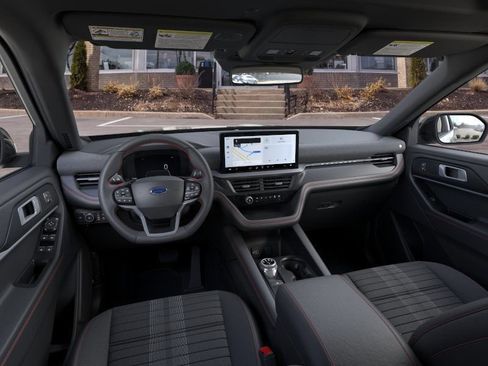 Used 2026 Ford Explorer ST-Line w/ ST-Line Street Pack AWD/4WD image 11