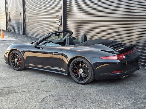 Used 2015 Porsche 911 Carrera 4 GTS image 3