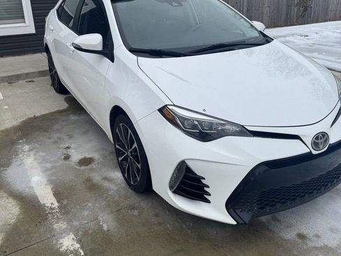 Used 2019 Toyota Corolla SE image 2