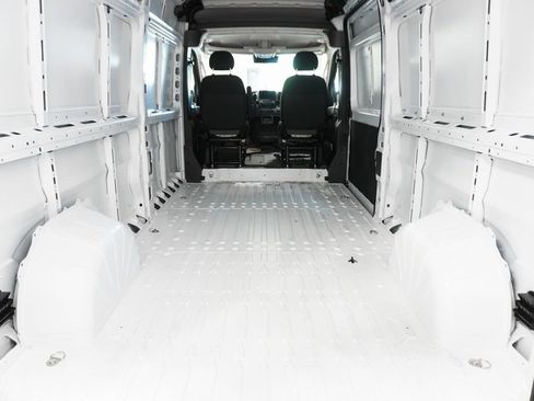 New 2026 RAM ProMaster 2500 w/ Convenience Group image 28