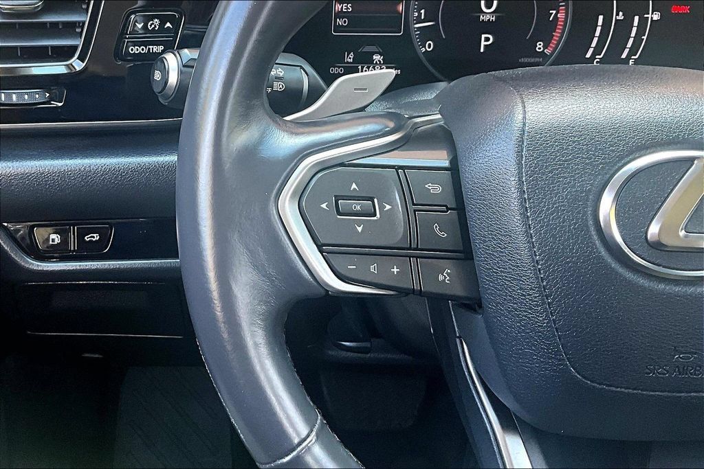 Used 2025 Lexus NX 250 FWD w/ Towing Package (2000 Lbs) image 26