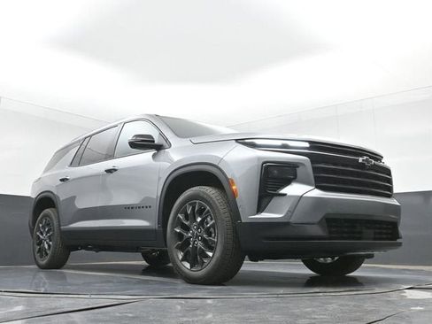 New 2026 Chevrolet Traverse LT w/ Enhanced Driving Package FWD image 44