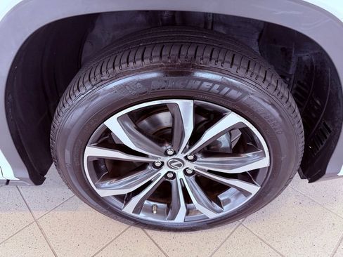 Certified 2020 Lexus RX 450hL AWD w/ Premium Package image 17