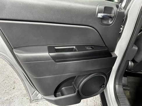 Used 2016 Jeep Patriot Sport w/ Power Value Group AWD/4WD image 22