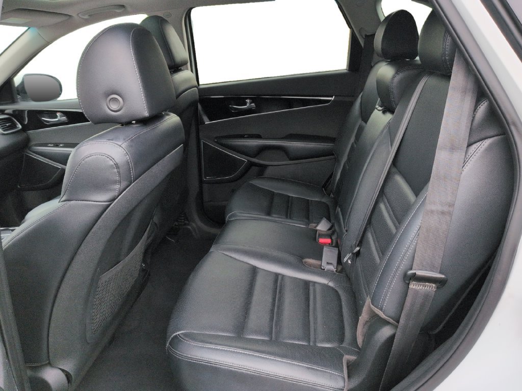 Used 2020 Kia Sorento SX FWD image 26