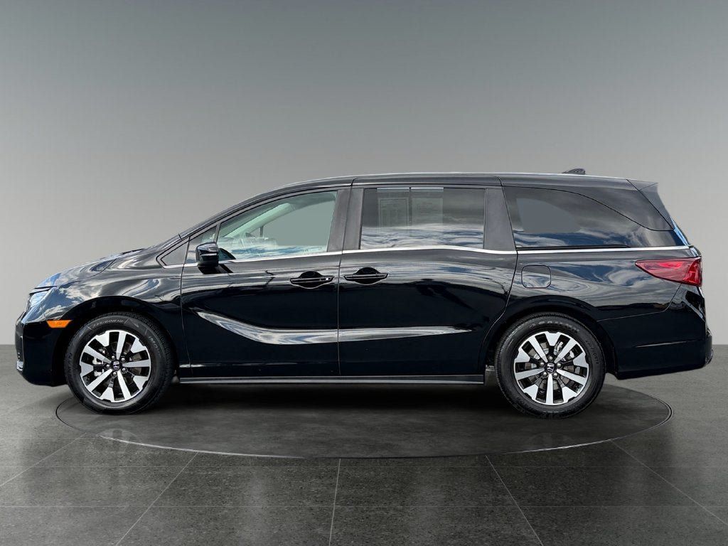 Used 2025 Honda Odyssey EX-L image 5