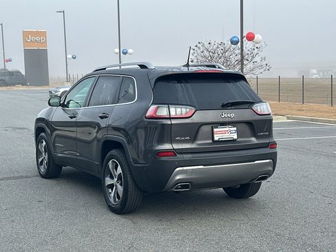 Used 2021 Jeep Cherokee Limited image 8