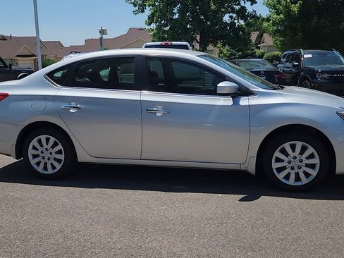 Used 2016 Nissan Sentra S FWD image 12