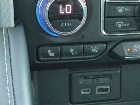 Certified 2021 GMC Yukon SLT w/ SLT Premium Package image 29