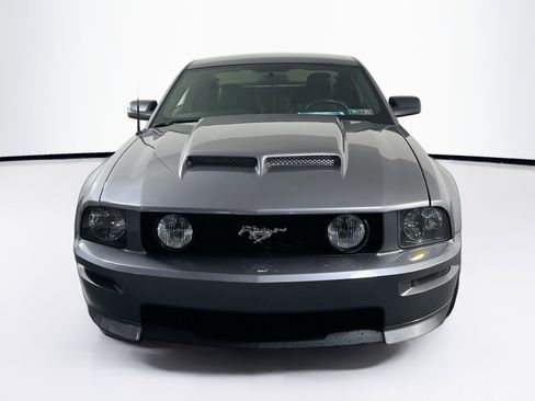 Used 2006 Ford Mustang GT Premium image 2