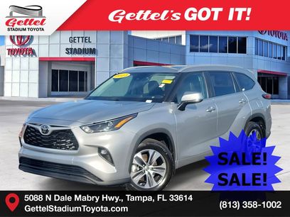 Used 2023 Toyota Highlander LE