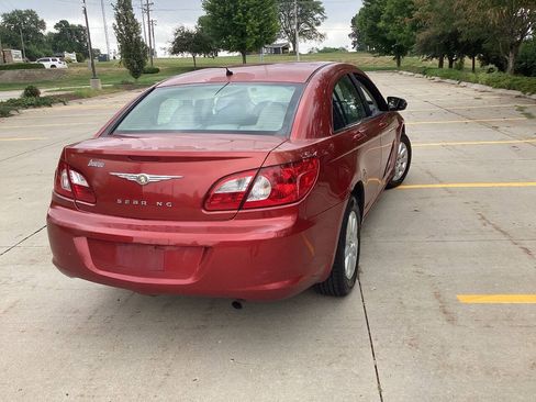Used 2007 Chrysler Sebring Sedan FWD image 3