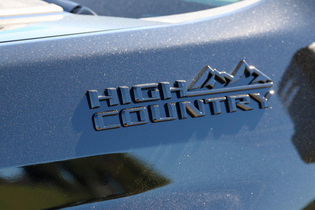 New 2026 Chevrolet Silverado 2500 High Country w/ High Country Premium Package AWD/4WD image 8