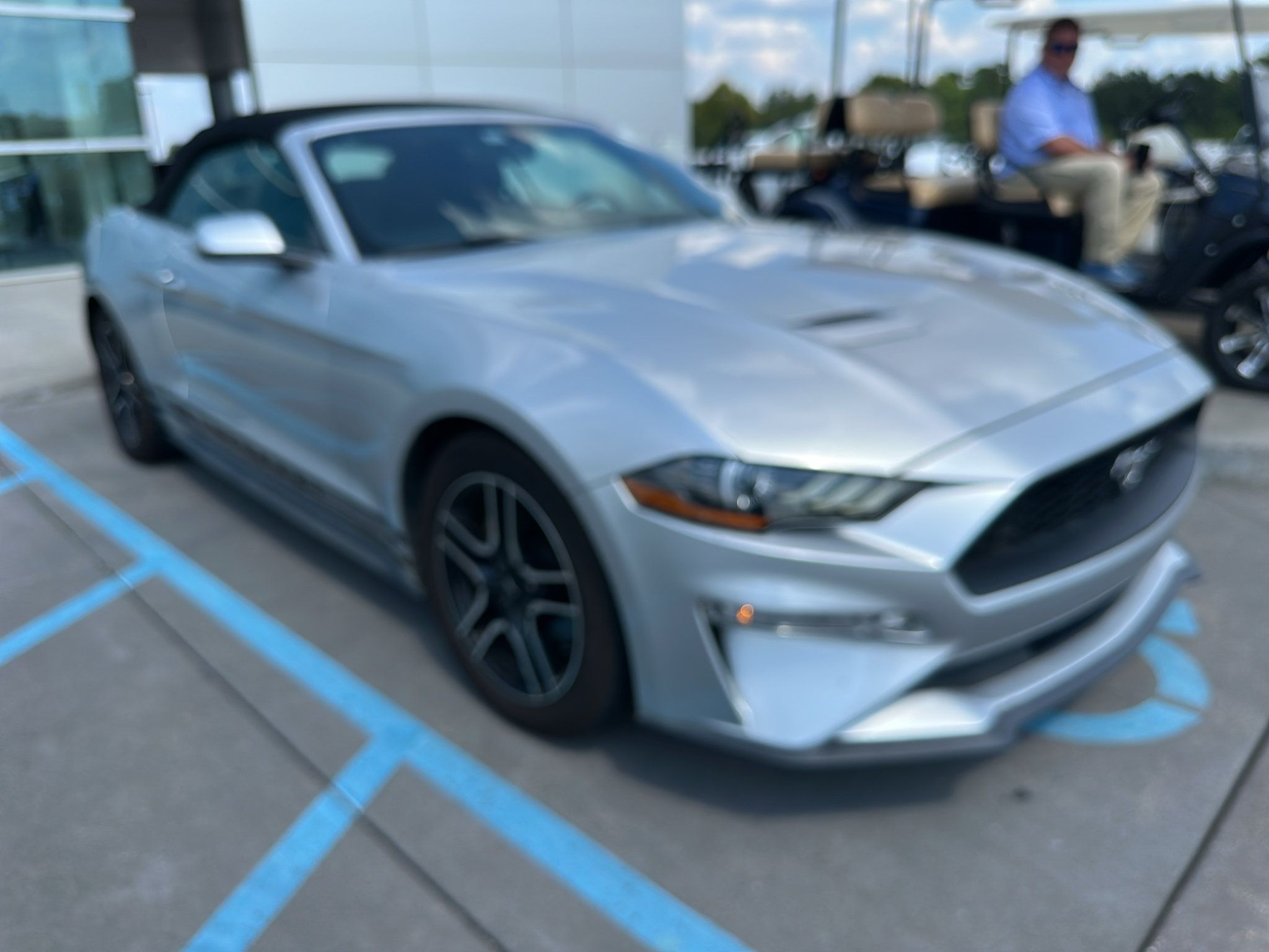 Used 2019 Ford Mustang Premium RWD image 2