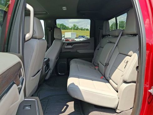 Used 2024 GMC Sierra 1500 SLT w/ SLT Convenience Package AWD/4WD image 10