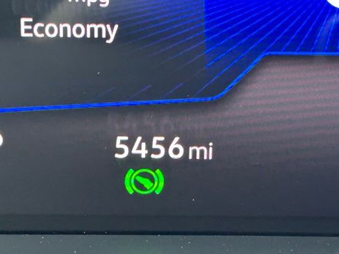 Certified 2025 Volkswagen Taos S image 25