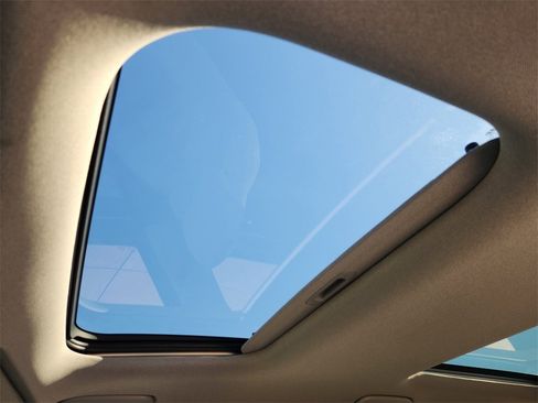 Used 2024 Hyundai Santa Fe Limited image 27