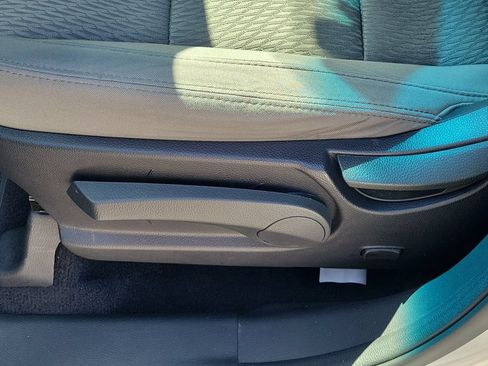 Used 2018 Hyundai Santa Fe Sport FWD image 21