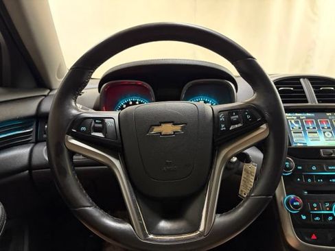 Used 2015 Chevrolet Malibu LTZ FWD image 34