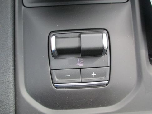 New 2026 GMC Sierra 1500 AT4 w/ AT4 Premium Package AWD/4WD image 23